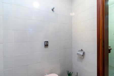 Casa à venda com 230m², 4 quartos e 3 vagasBanheiro 2