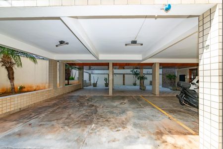 Apartamento à venda com 220m², 3 quartos e 2 vagas Apartamento à venda com 220m², 3 quartos e 2 vagasGaragem