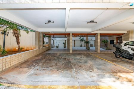 Apartamento à venda com 220m², 3 quartos e 2 vagas Apartamento à venda com 220m², 3 quartos e 2 vagasGaragem