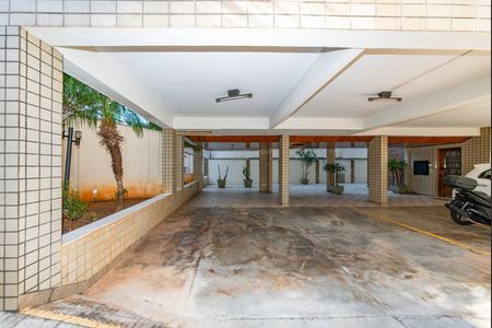 Apartamento à venda com 220m², 3 quartos e 2 vagas Apartamento à venda com 220m², 3 quartos e 2 vagasGaragem