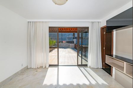 Apartamento à venda com 220m², 3 quartos e 2 vagas Apartamento à venda com 220m², 3 quartos e 2 vagasSala 2