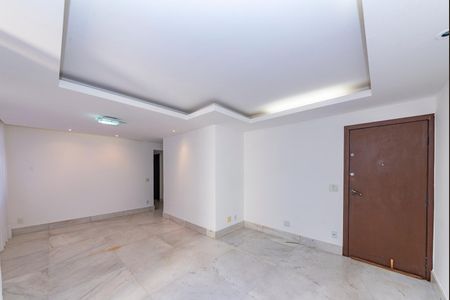 Apartamento à venda com 220m², 3 quartos e 2 vagas Apartamento à venda com 220m², 3 quartos e 2 vagasSala 1