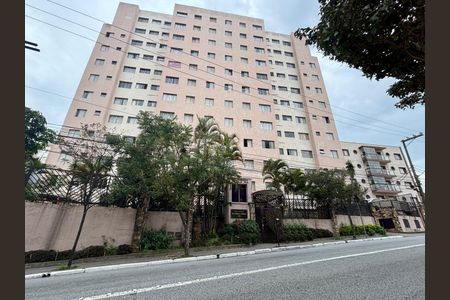 Apartamento para alugar com 53m², 2 quartos e 1 vagaFachada e portaria