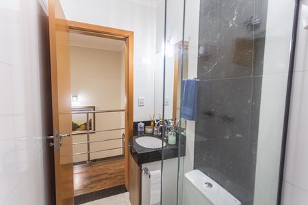 Casa à venda com 112m², 3 quartos e 3 vagasBanheiro Social 