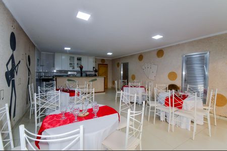 Casa à venda com 600m², 4 quartos e 12 vagasÁrea comum