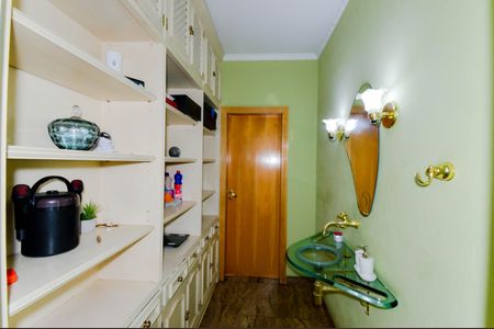 Casa à venda com 600m², 4 quartos e 12 vagasLavabo