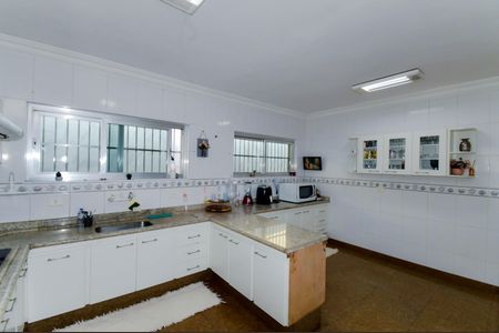 Casa à venda com 600m², 4 quartos e 12 vagasCozinha