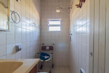 Casa à venda com 100m², 2 quartos e 1 vagaBanheiro