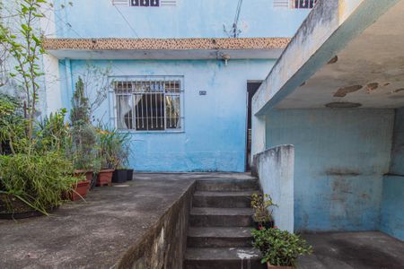 Casa à venda com 100m², 2 quartos e 1 vagaQuintal