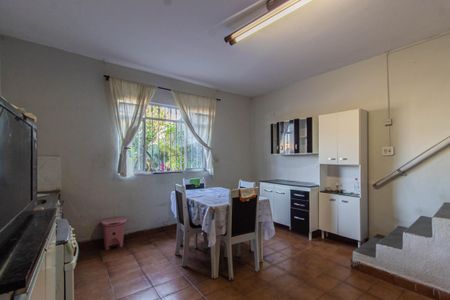 Casa à venda com 100m², 2 quartos e 1 vagaSala/Cozinha