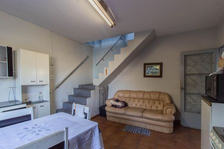 Casa à venda com 100m², 2 quartos e 1 vagaSala/Cozinha