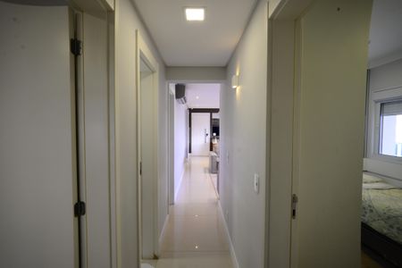 Apartamento à venda com 140m², 3 quartos e 2 vagasCorredor