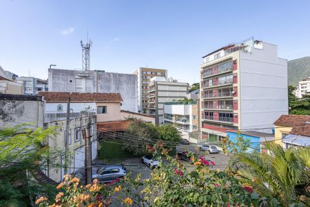 Casa à venda com 160m², 2 quartos e 3 vagas Casa à venda com 160m², 2 quartos e 3 vagasSuíte Vista