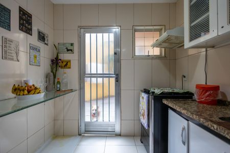 Apartamento à venda com 160m², 4 quartos e sem vaga Apartamento à venda com 160m², 4 quartos e sem vagaCozinha 2