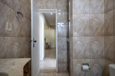 Apartamento à venda com 160m², 4 quartos e sem vaga Apartamento à venda com 160m², 4 quartos e sem vagaBanheiro Social