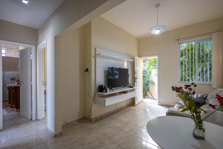 Apartamento à venda com 160m², 4 quartos e sem vaga Apartamento à venda com 160m², 4 quartos e sem vagaSala 1