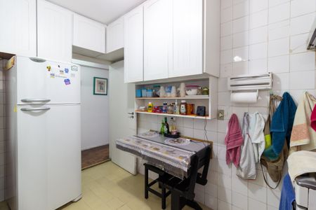 Apartamento à venda com 67m², 2 quartos e 1 vagaCozinha