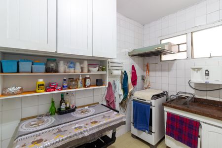 Apartamento à venda com 67m², 2 quartos e 1 vagaCozinha
