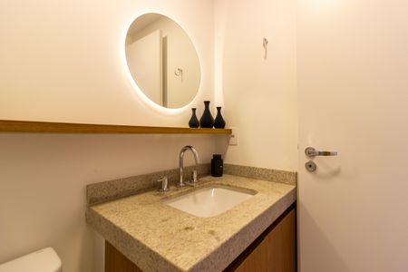 Studio para alugar com 27m², 1 quarto e 1 vaga Studio para alugar com 27m², 1 quarto e 1 vagaBanheiro