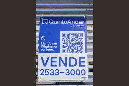 Apartamento à venda com 179m², 3 quartos e 2 vagas Apartamento à venda com 179m², 3 quartos e 2 vagasPlaquinha Instalada