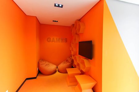 Apartamento à venda com 38m², 2 quartos e sem vagaÁrea comum