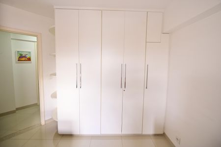 Apartamento para alugar com 110m², 3 quartos e 2 vagas Apartamento para alugar com 110m², 3 quartos e 2 vagasQuarto 1