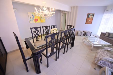 Apartamento para alugar com 110m², 3 quartos e 2 vagas Apartamento para alugar com 110m², 3 quartos e 2 vagasSala