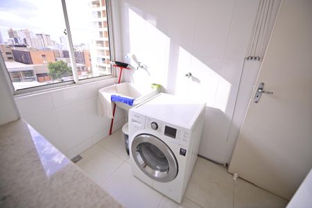 Apartamento para alugar com 110m², 3 quartos e 2 vagas Apartamento para alugar com 110m², 3 quartos e 2 vagasÁrea de Serviço