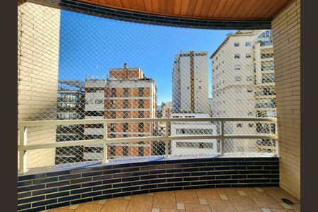 Apartamento à venda com 118m², 3 quartos e 2 vagasVaranda