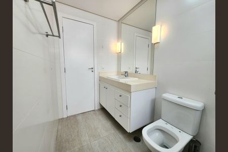 Apartamento à venda com 118m², 3 quartos e 2 vagasBanheiro da Suíte 1
