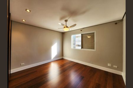 Apartamento à venda com 118m², 3 quartos e 2 vagasSuíte 1