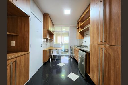 Apartamento à venda com 118m², 3 quartos e 2 vagasCozinha