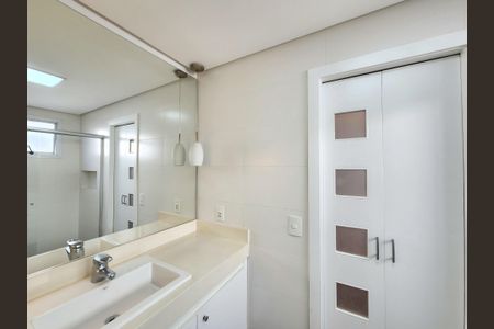 Apartamento à venda com 118m², 3 quartos e 2 vagasBanheiro da Suíte 2