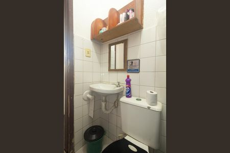 Casa para alugar com 50m², 2 quartos e sem vaga Casa para alugar com 50m², 2 quartos e sem vagaBanheiro