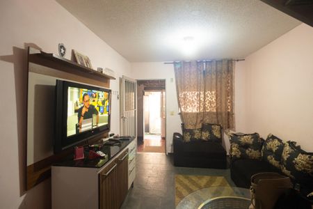 Casa para alugar com 50m², 2 quartos e sem vaga Casa para alugar com 50m², 2 quartos e sem vagaSala