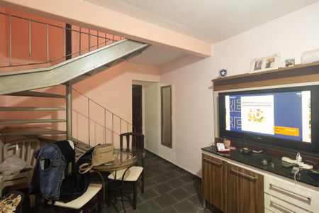 Casa para alugar com 50m², 2 quartos e sem vaga Casa para alugar com 50m², 2 quartos e sem vagaSala