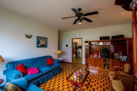 Casa para alugar com 345m², 3 quartos e 2 vagasSala