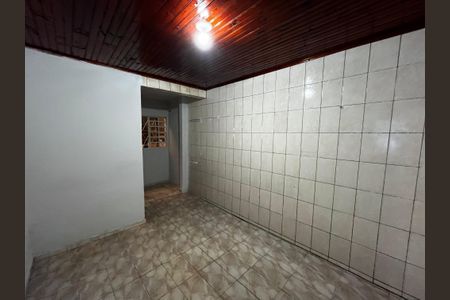 Casa para alugar com 131m², 1 quarto e sem vagaQuarto