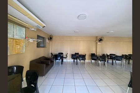 Apartamento à venda com 60m², 2 quartos e sem vaga Apartamento à venda com 60m², 2 quartos e sem vagaÁrea comum -Salão de Festa