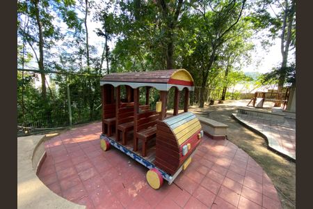 Apartamento à venda com 60m², 2 quartos e sem vaga Apartamento à venda com 60m², 2 quartos e sem vagaÁrea comum - Playground