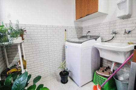 Apartamento à venda com 49m², 2 quartos e sem vaga Apartamento à venda com 49m², 2 quartos e sem vagaÁrea de serviço