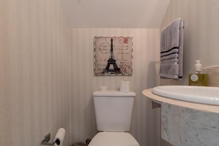 Casa de condomínio à venda com 180m², 3 quartos e 3 vagasLavabo