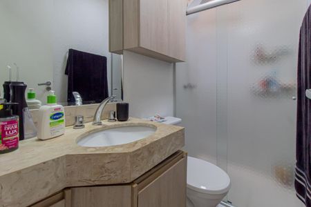 Casa de condomínio à venda com 180m², 3 quartos e 3 vagasBanheiro da Suíte 1