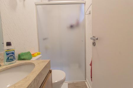 Casa de condomínio à venda com 180m², 3 quartos e 3 vagasBanheiro Suite 2