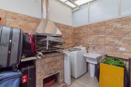 Casa de condomínio à venda com 180m², 3 quartos e 3 vagasÁrea de Serviço