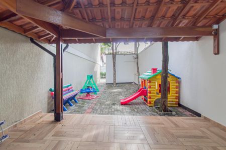 Casa de condomínio à venda com 180m², 3 quartos e 3 vagasÁrea comum 