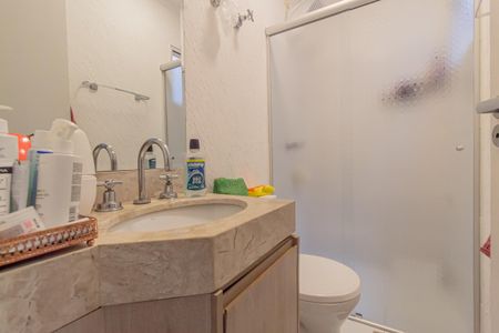 Casa de condomínio à venda com 180m², 3 quartos e 3 vagasBanheiro Suite 2