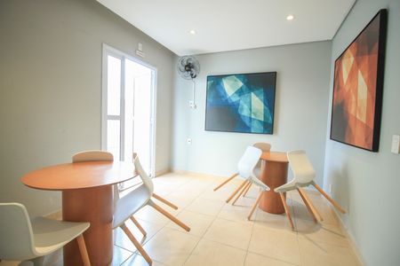 Apartamento à venda com 44m², 1 quarto e 1 vagaÁrea comum