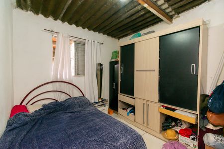 Casa à venda com 160m², 5 quartos e 2 vagas Casa à venda com 160m², 5 quartos e 2 vagasQuarto 1