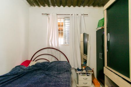 Casa à venda com 160m², 5 quartos e 2 vagas Casa à venda com 160m², 5 quartos e 2 vagasQuarto 1